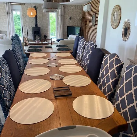 Grand 14 Personnes Sud Vendee