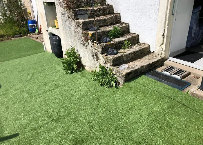 Grand 14 Personnes Sud Vendee Saint-Hilaire-des-Loges